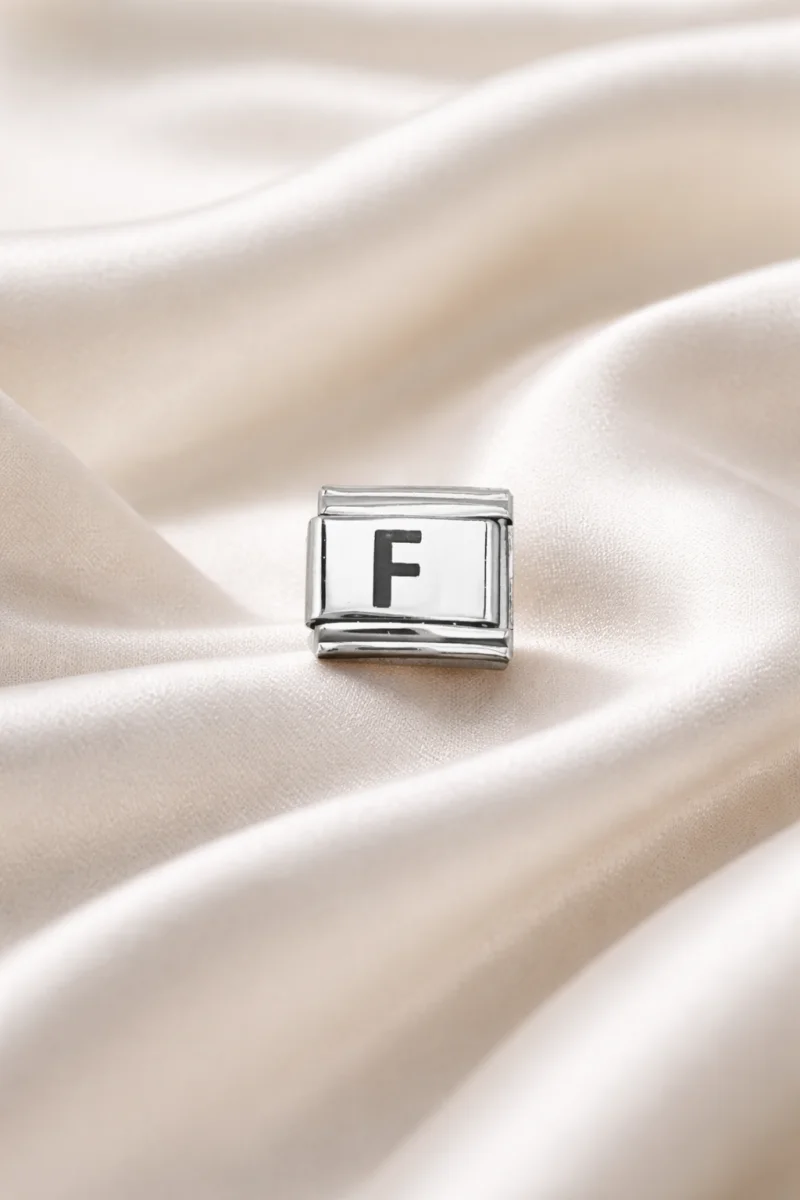 F Harf Charm , Çelik Bileklik Aksesuarı , Kişiye Özel Harf Modülü , Şık & Minimal