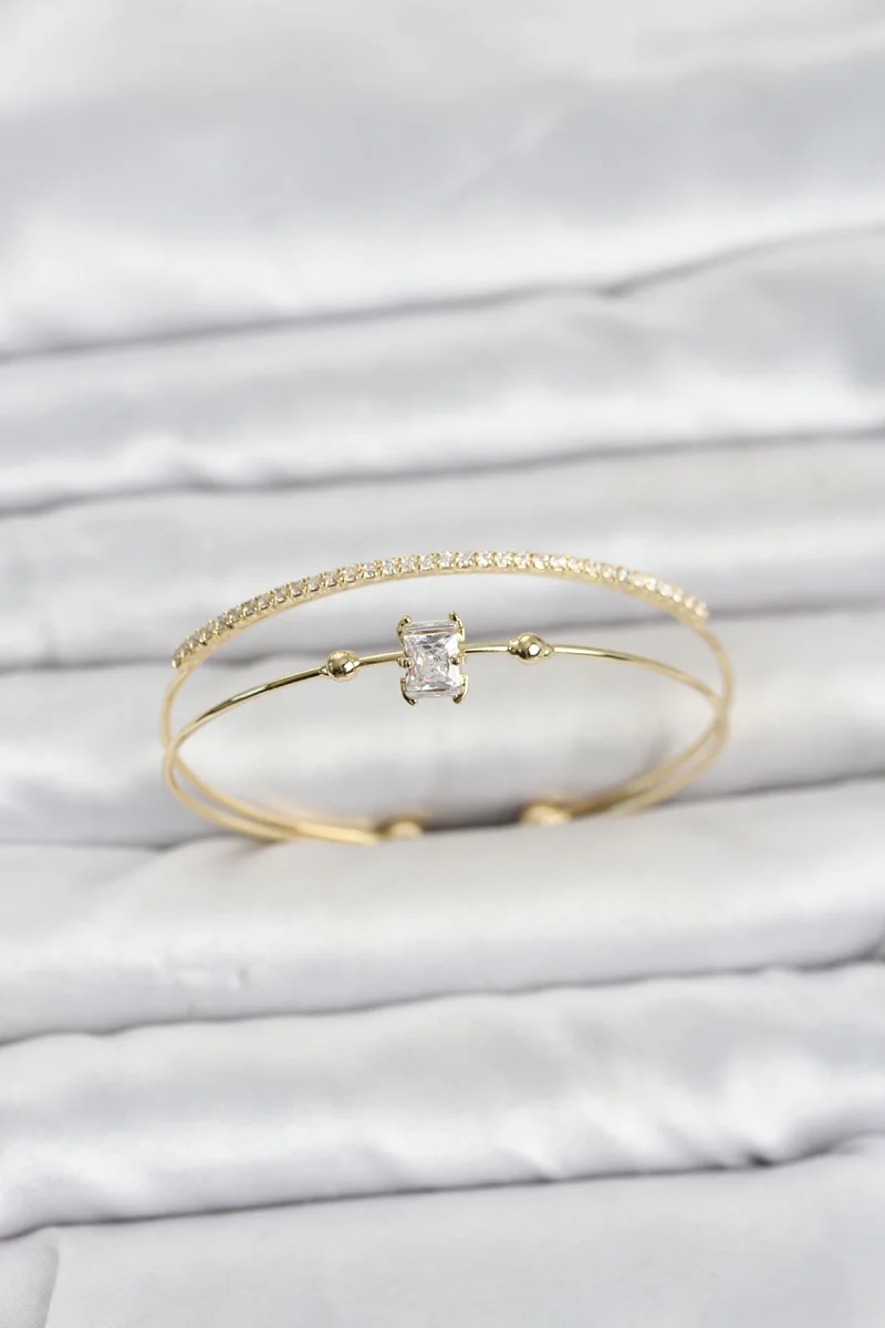 Pirinç Gold Renk Zirkon Taşlı Baget Model Kadın Bileklik