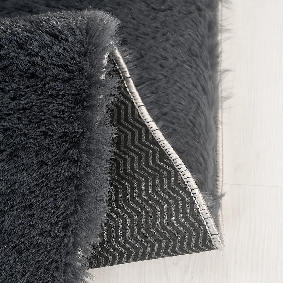 YoudayHomeCollection Tavşan Poly Peluş Model Halı 80X350