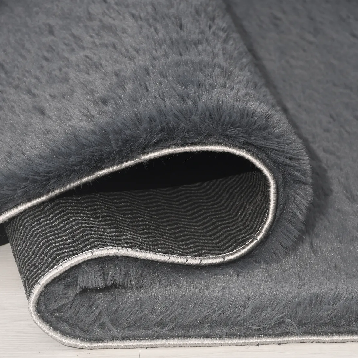 YoudayHomeCollection Tavşan Poly Peluş Model Halı 80X450