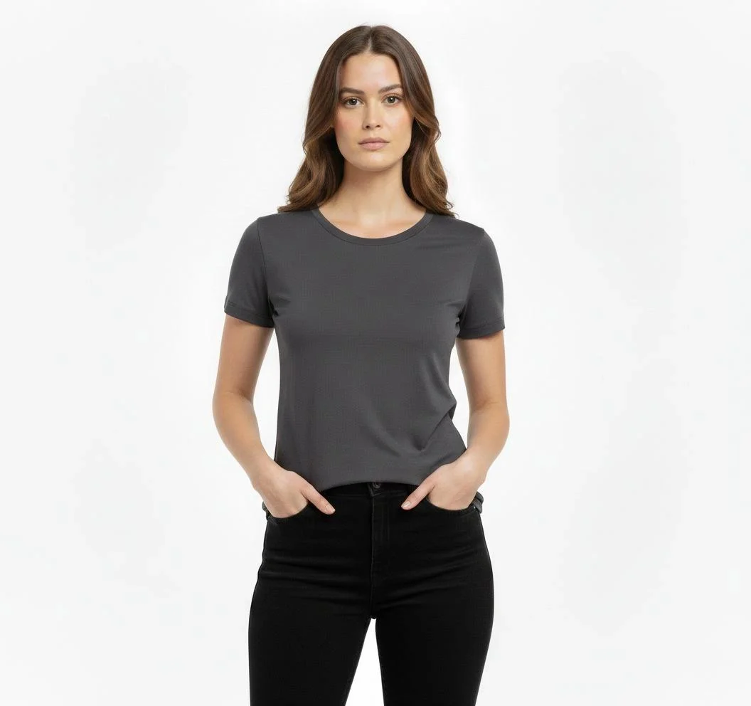 Kadın T-Shirt Bisiklet Yaka Slim Fit Likralı Tişört Yazlık Basic Body - Füme