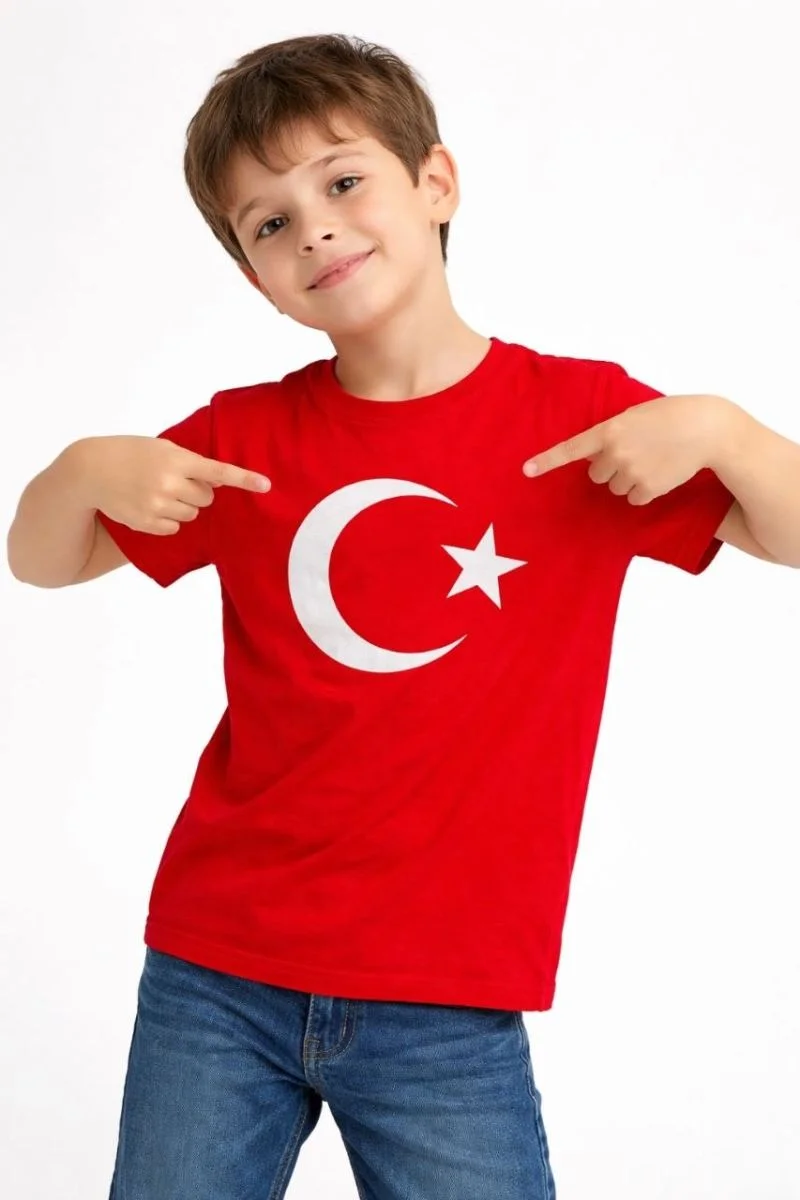 Erkek Çocuk Tişört Bisiklet Yaka Ay Yıldız Bayrak Baskılı T-Shirt - Kırmızı