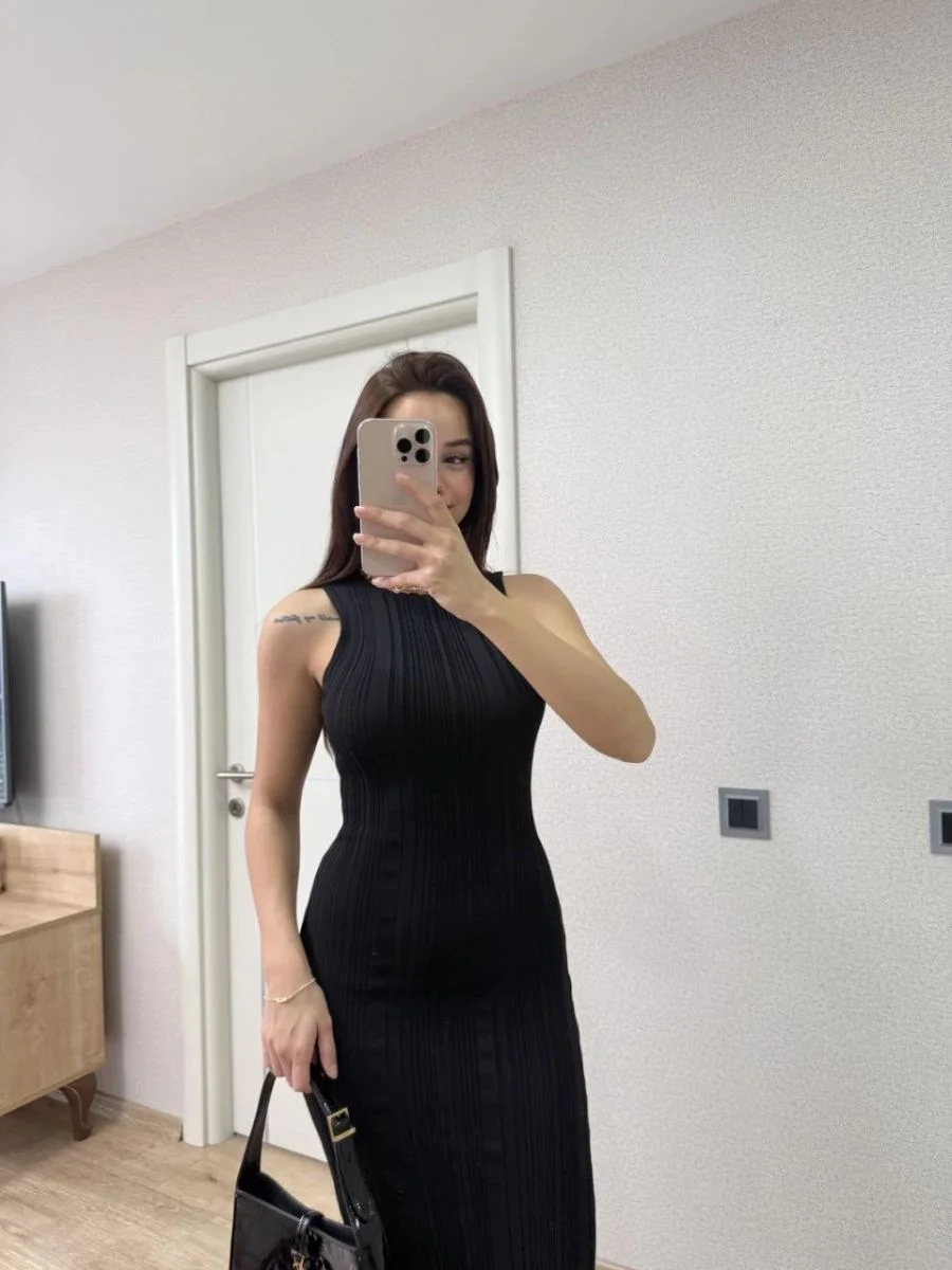 Kadın Fitilli Triko Elbise Kolsuz Sırtı Kapalı Maxi Uzun Boy - Siyah