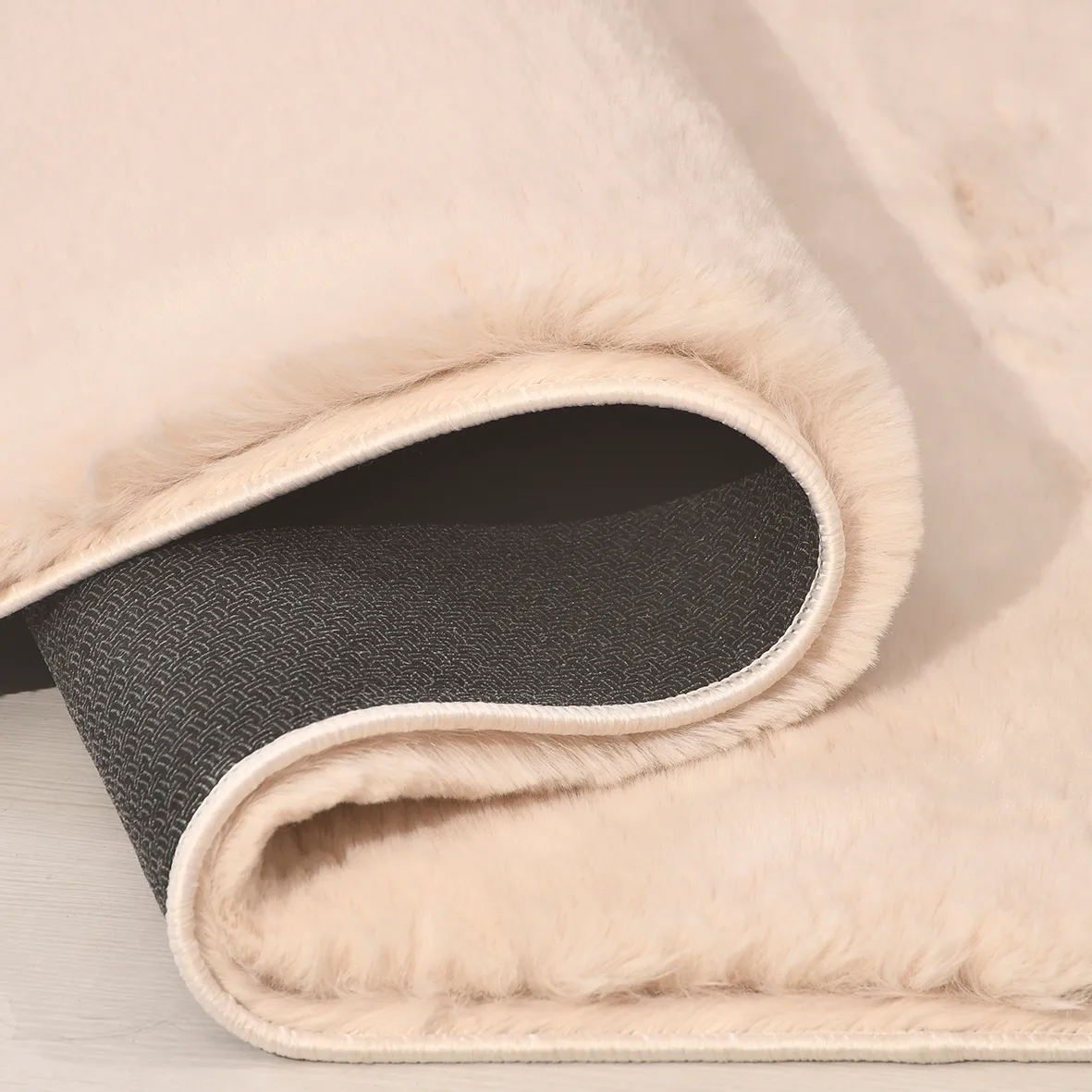 YoudayHomeCollection Tavşan Poly Peluş Model Halı 200X450