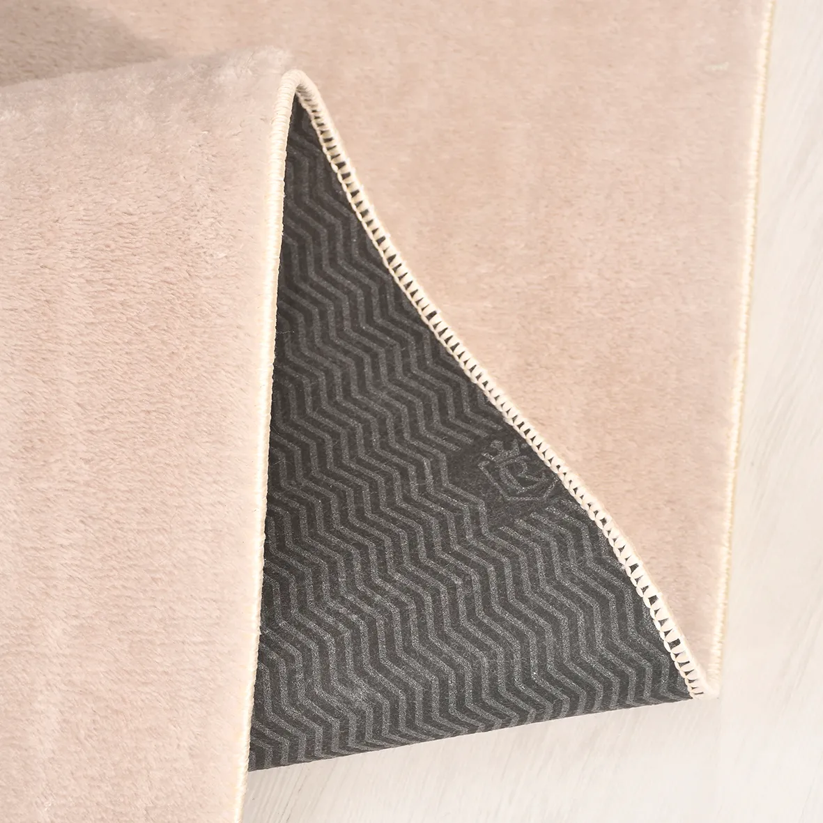 YoudayHomeCollection POLY Peluş Model Halı 80X100