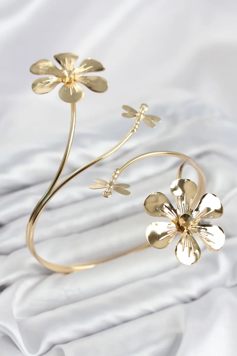 Pazu Bileklik Gold Renk Pirinç Çiçek Model