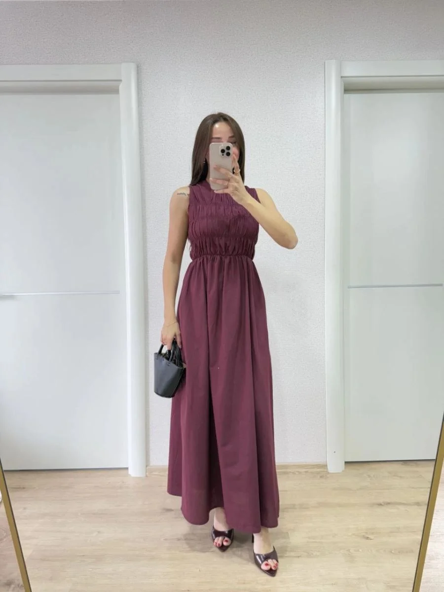Kadın Kolsuz Göğüs Lastıklı %100 Poplin Uzun Elbise - Bordo