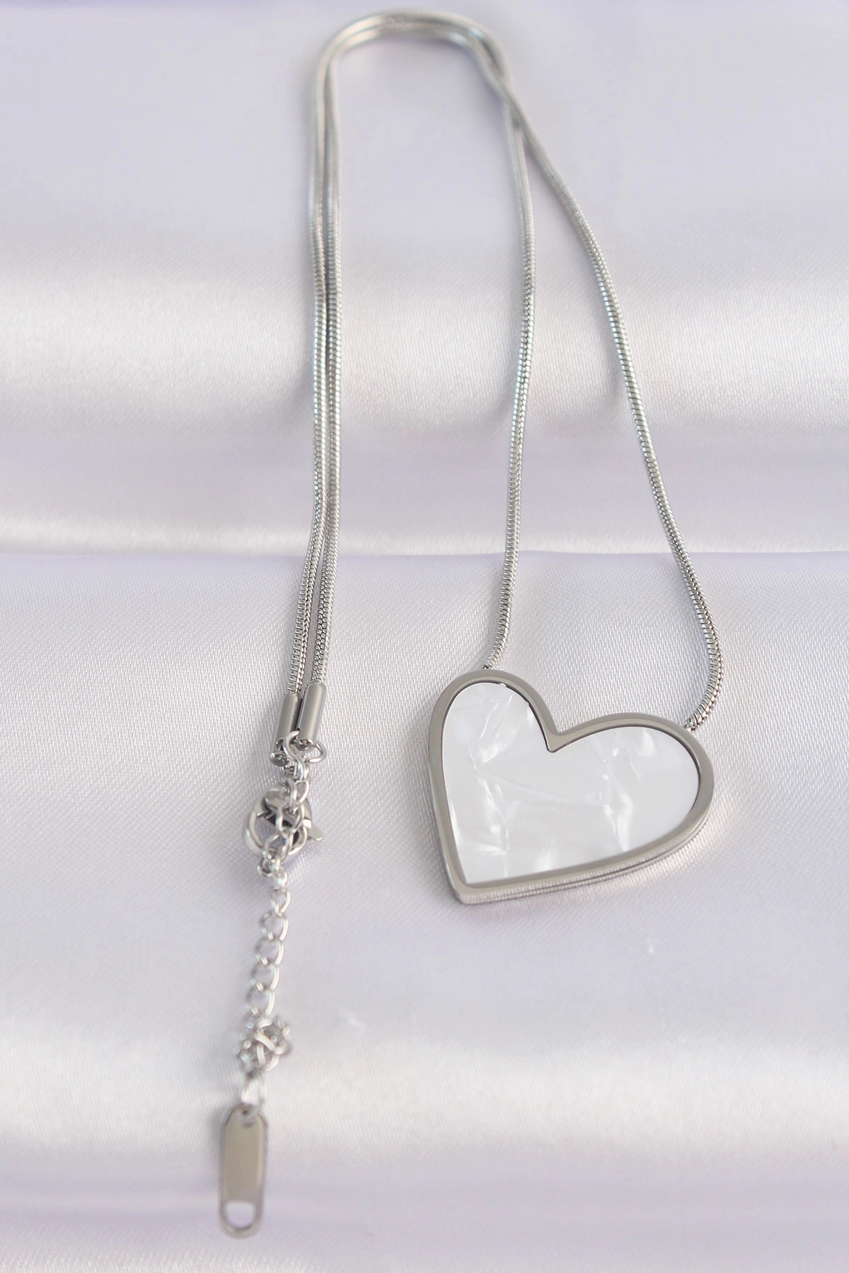 316L Çelik Zincir Gümüş Renk Mermer Desenli Kalp Kolye