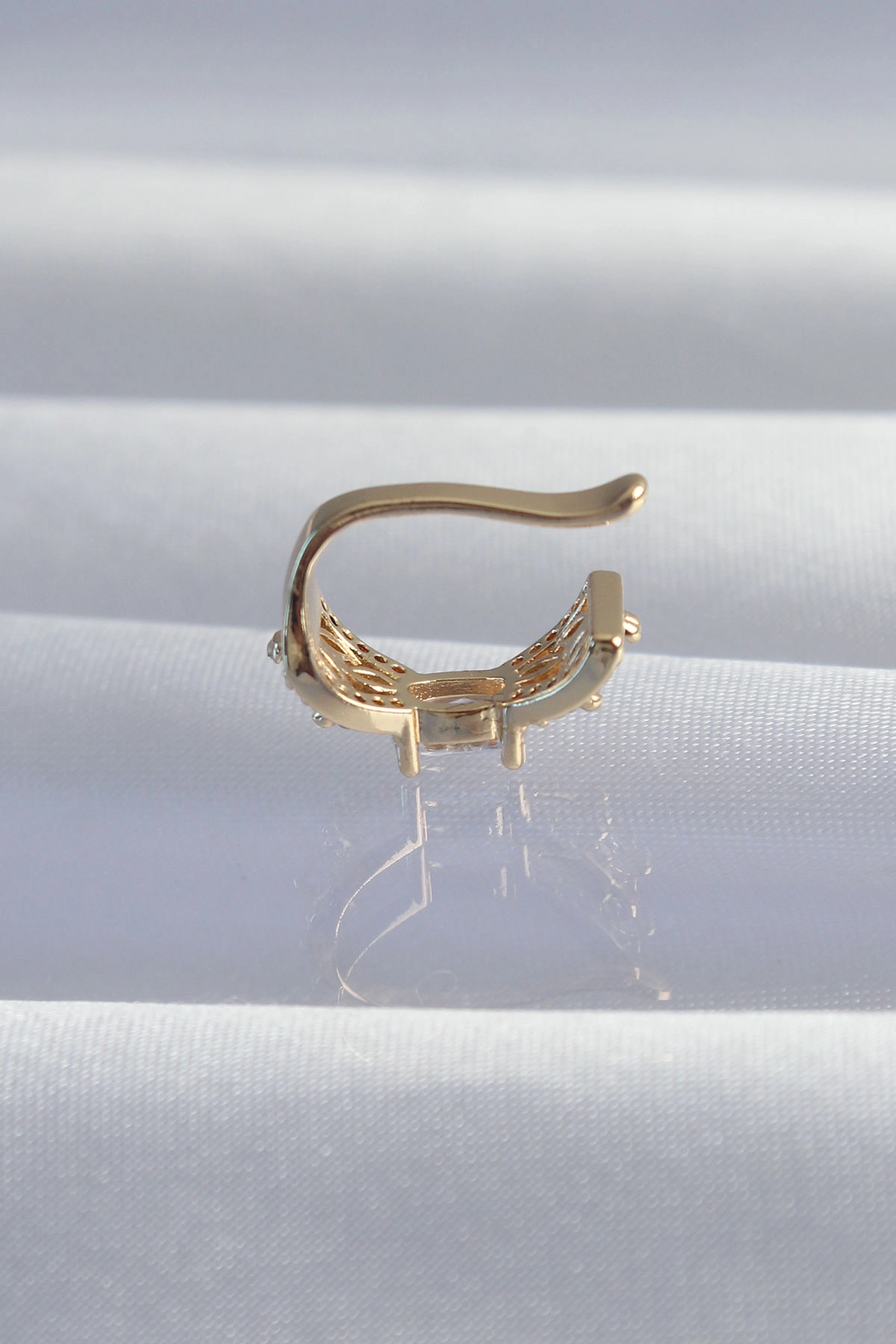Pirinç Gold Renk Zirkon Taş Kaplama Earcuff Küpe