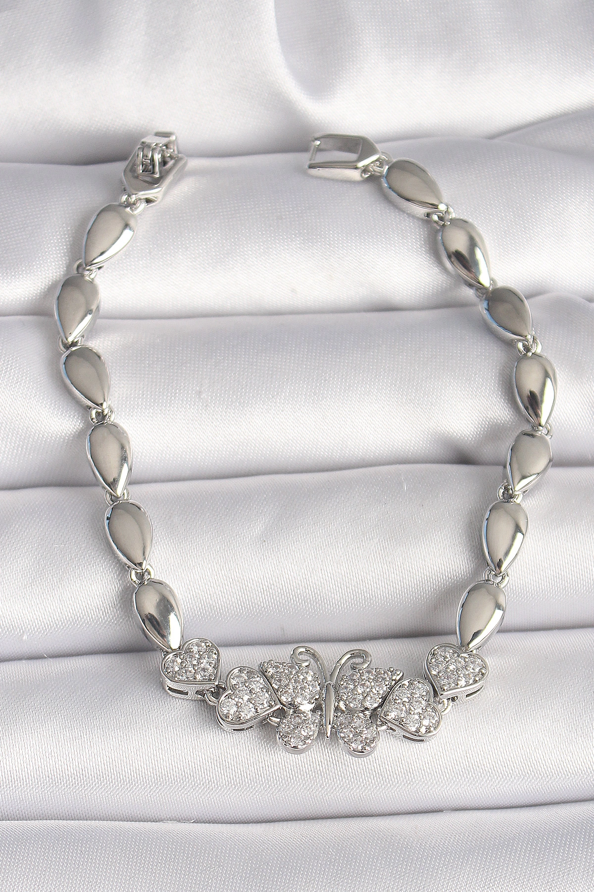 Pirinç Gümüş Renk Zirkon Taşlı Kelebek Figür Damla Zincir Model Kadın Bileklik