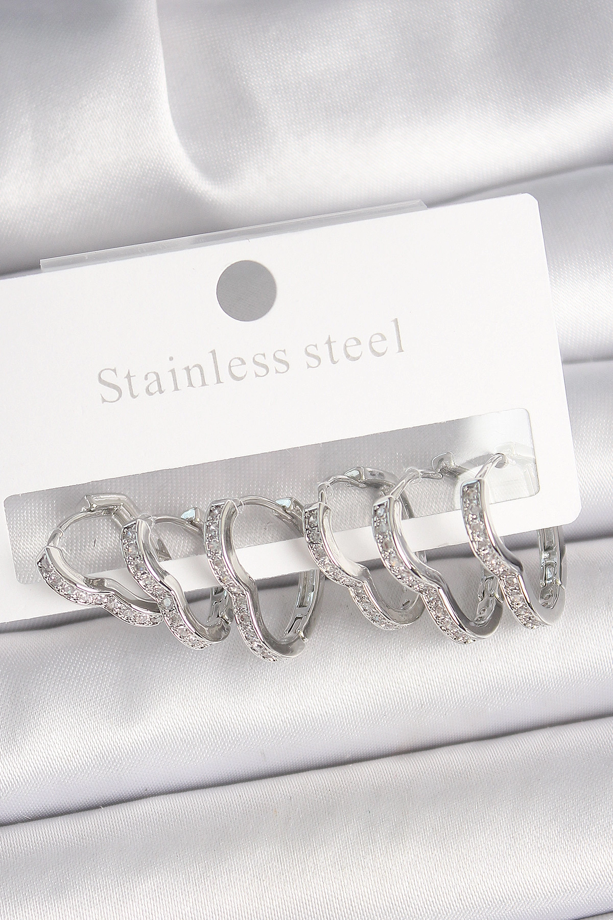 Pirinç Gümüş Renk Zirkon Taşlı 3 Çift Kalp Model Kadın Küpe