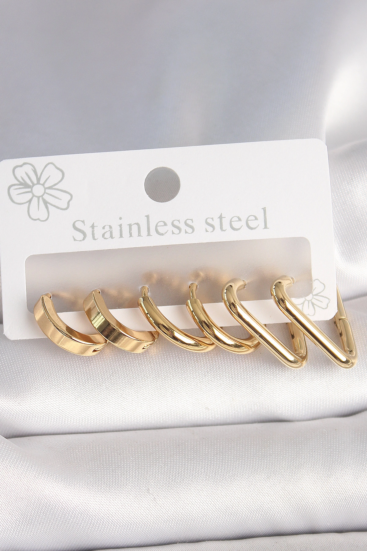 316L Çelik Gold Renk Üçgen Halka Model Kadın Küpe Seti