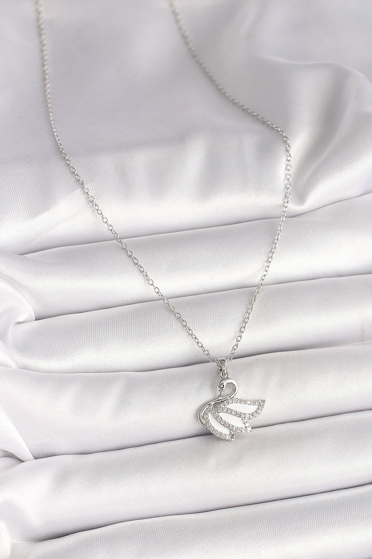 316L Çelik Gümüş Renk Zincir Zirkon Taşlı Kuğu Model Kadın Kolye