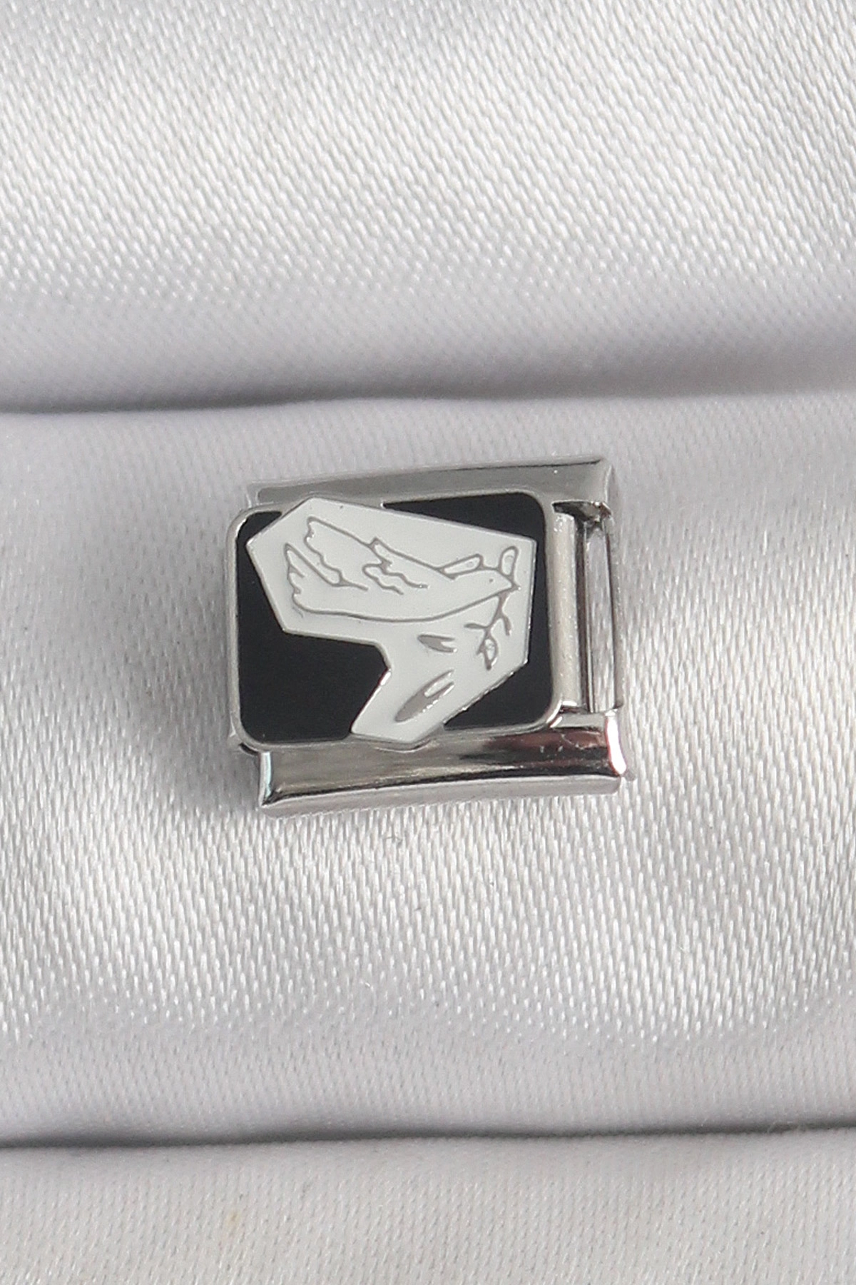 316L Çelik Gümüş Renk Siyah Beyaz Kuş İşlemeli Nomination Charm