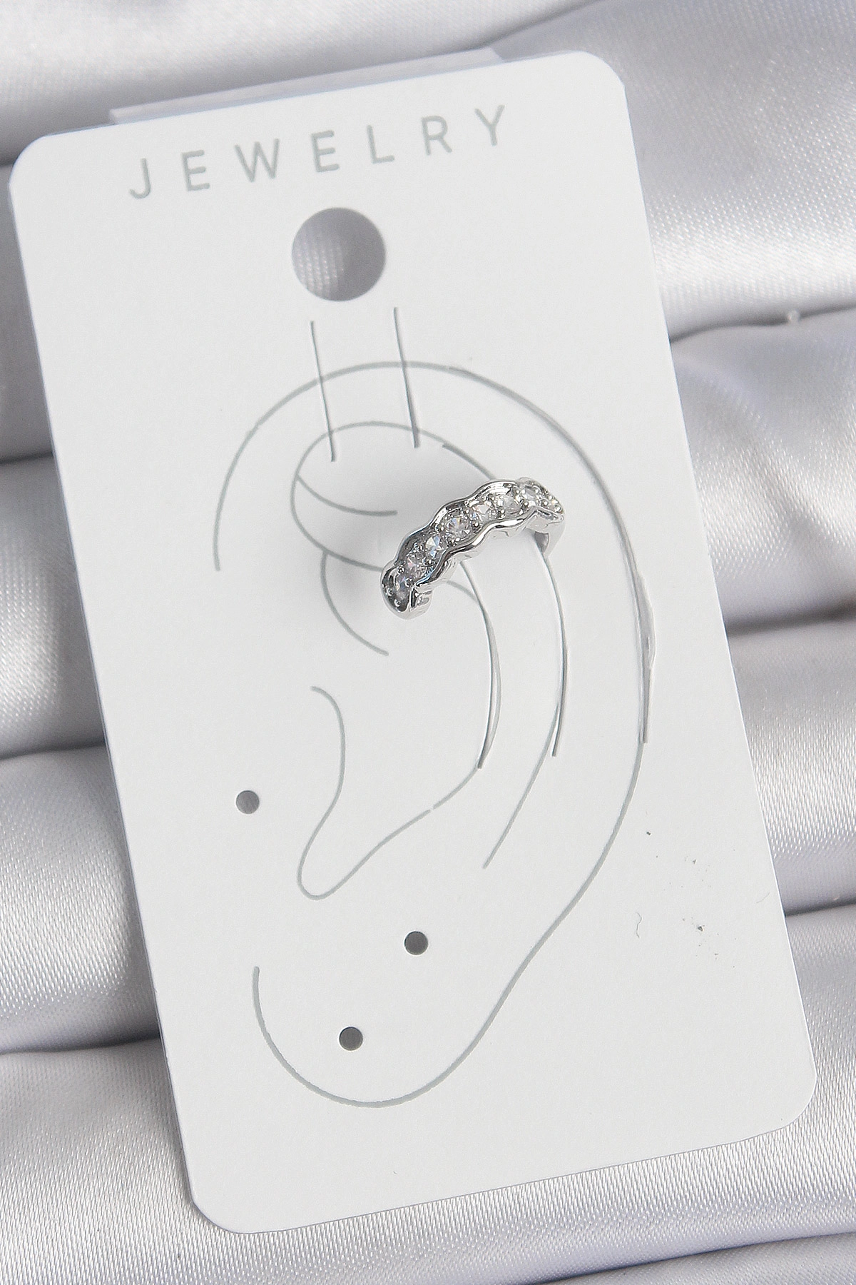 Pirinç Gümüş Renk Zirkon Taşlı Kıkırdak Model Kadın Küpe