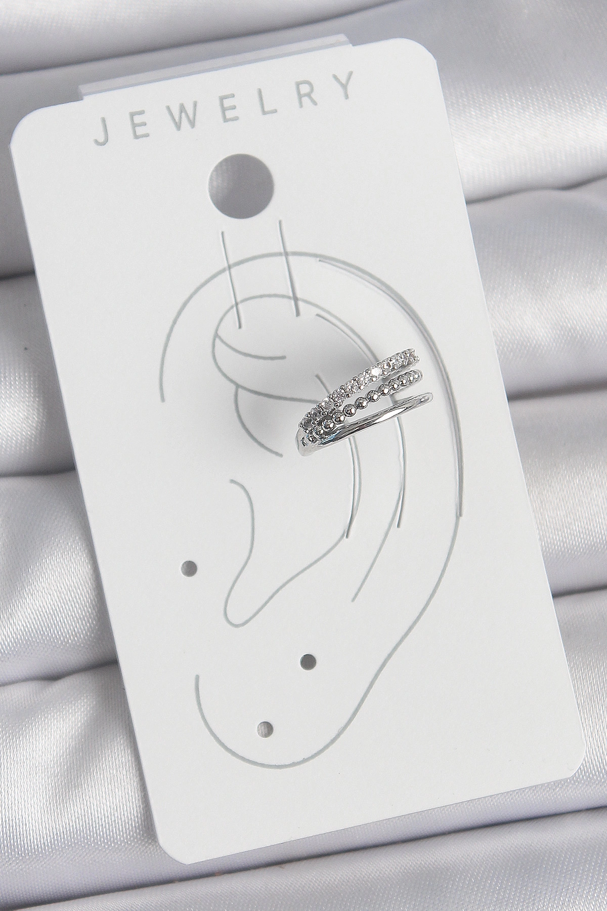 Pirinç Gümüş Renk Zirkon Taşlı 3'Lü Sıralı Model Kadın Kıkırdak Küpe