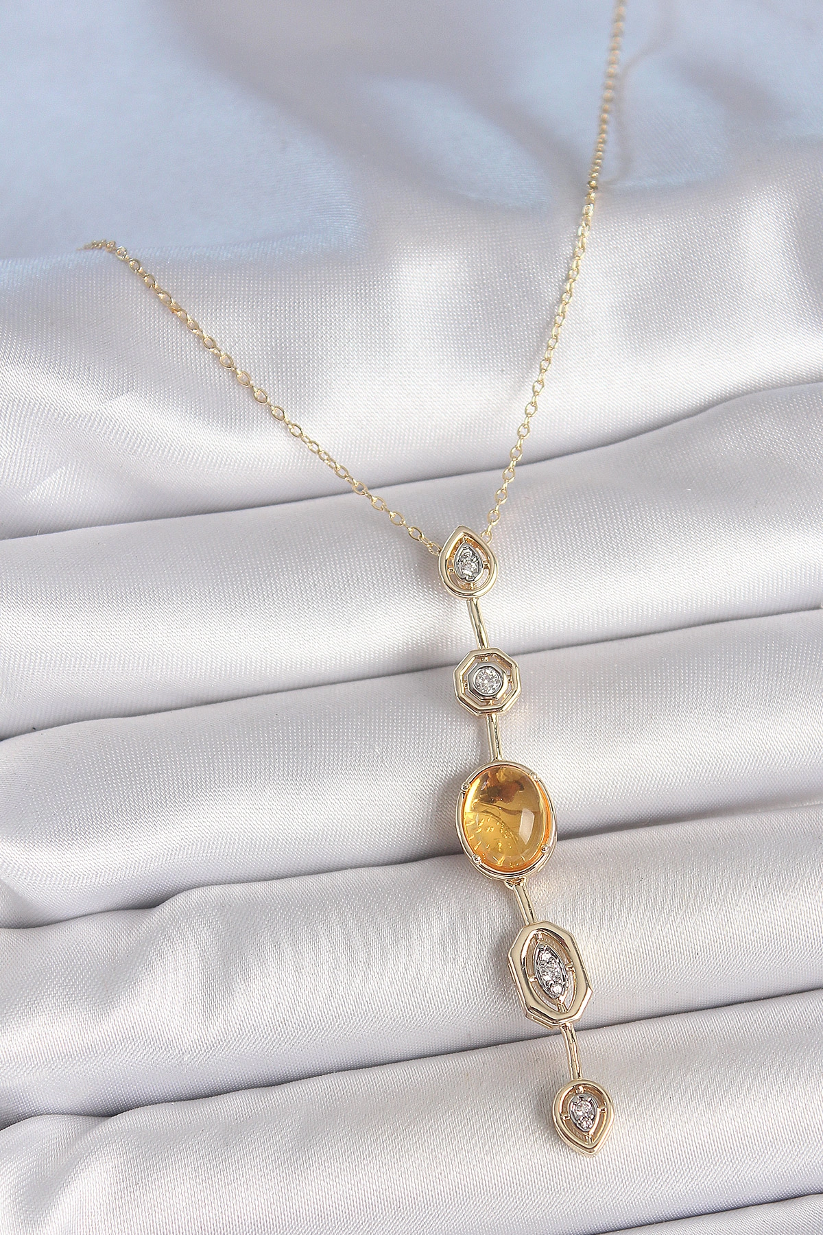 Pirinç Zincir Kehribar Sarı Gold Renk  Zirkon Taşlı Y Kolye