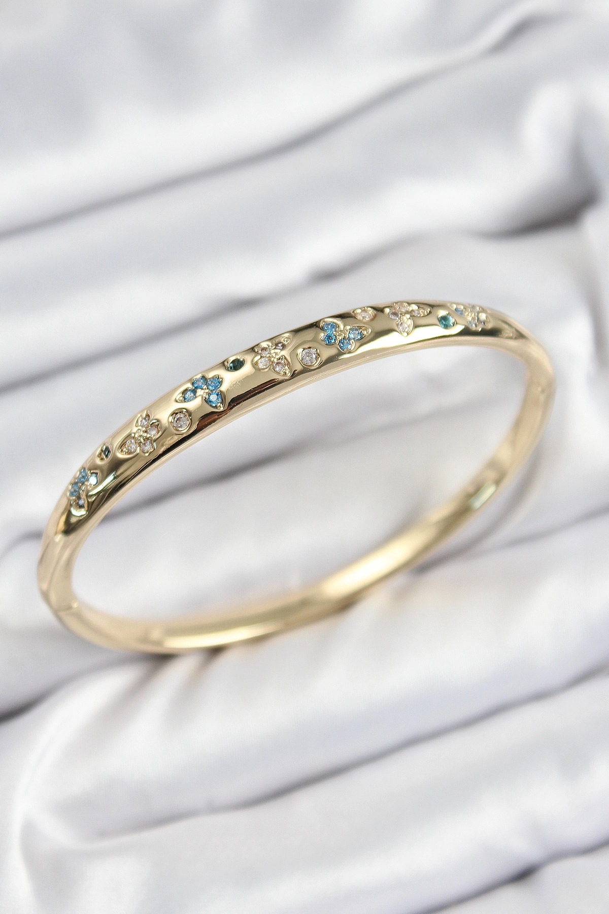 Pirinç Zirkon Taşlı Kelebek Model Gold Renk Kadın Kelepçe