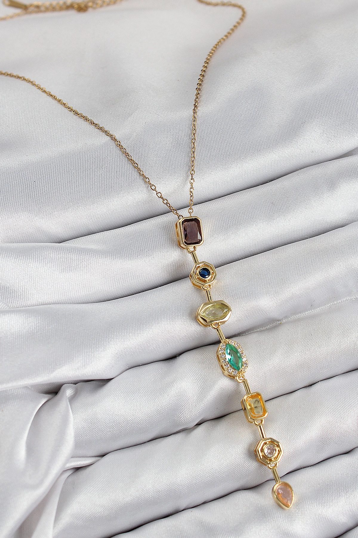 Pirinç Renkli Zirkon Taşlı Model Gold Renk 7 Element Kadın Y Kolye