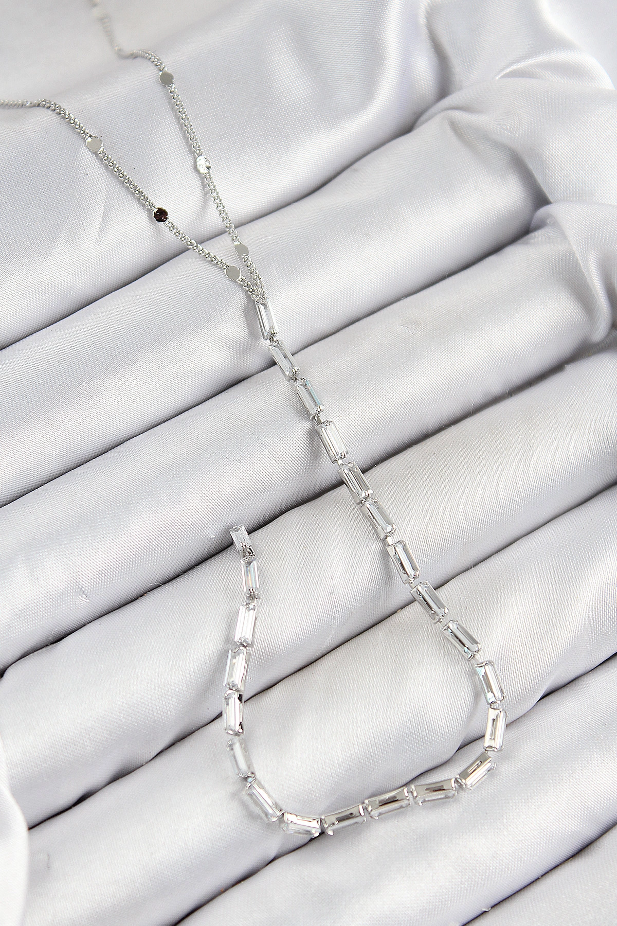 Pirinç Zirkon Taşlı Model Gümüş Renk Y Kolye