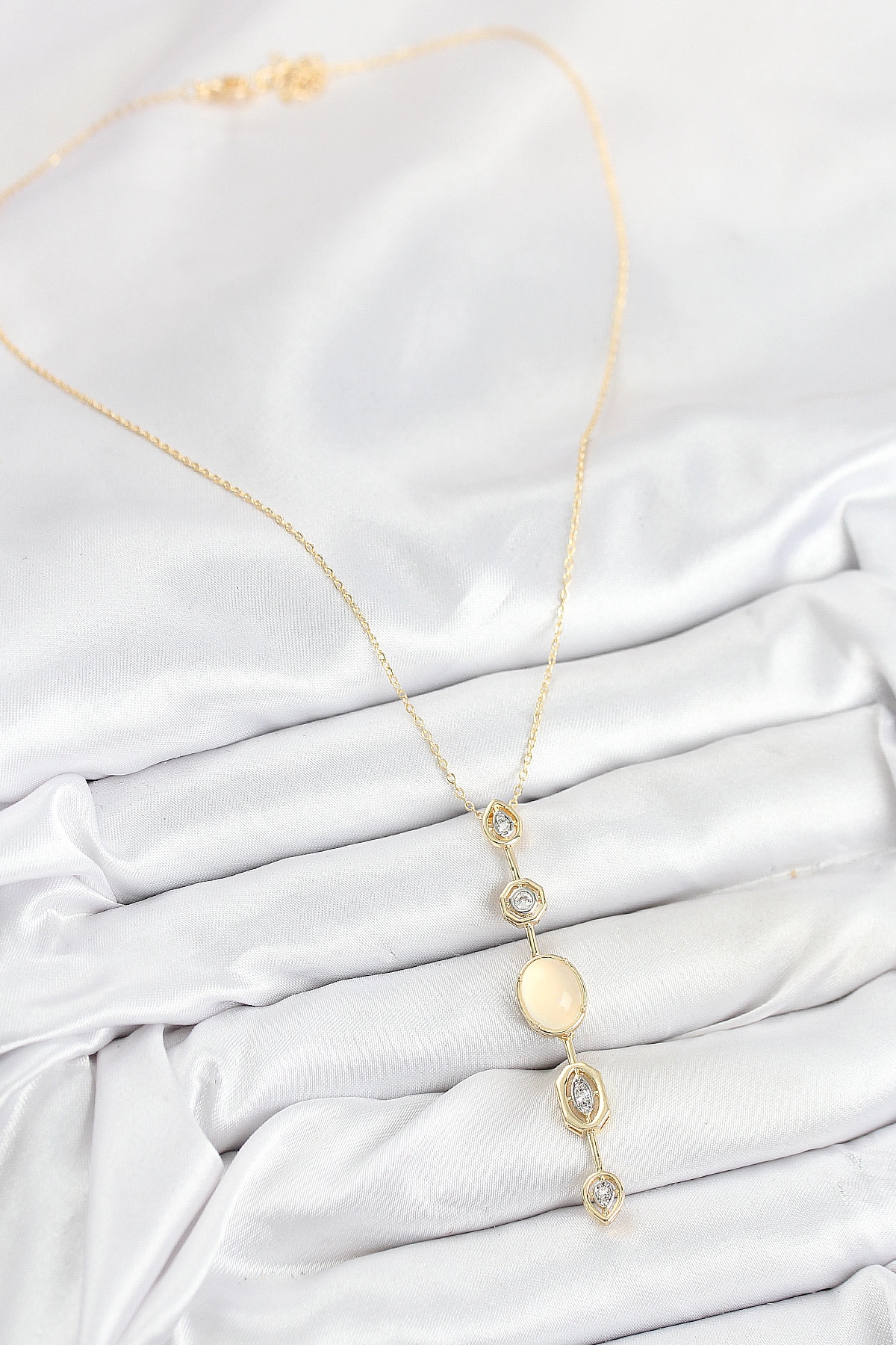 Pirinç Zincir Sarı Gold Renk Zirkon Taşlı Y Kolye