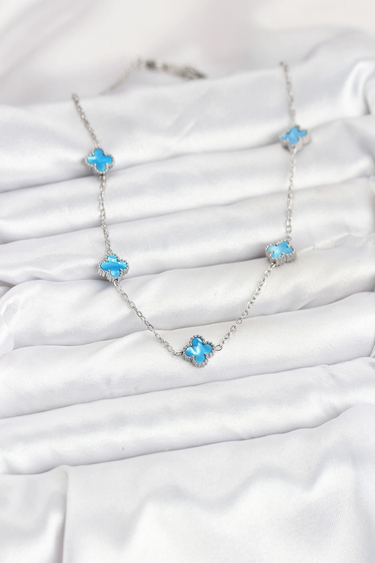 316L Çelik Zincir Gümüş Renk Buz Mavisi Baby Boy Yonca Kadın Kolye