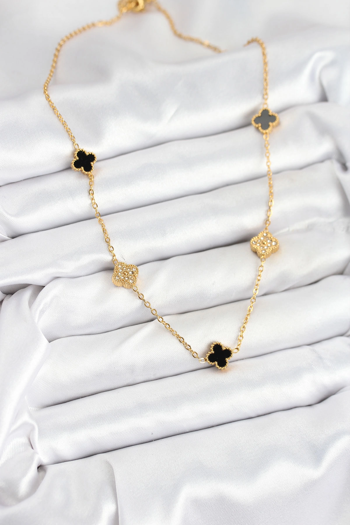 316L Çelik Zincir Gold Renk Siyah ve Zirkon Taşlı Baby Boy Yonca Kadın Kolye