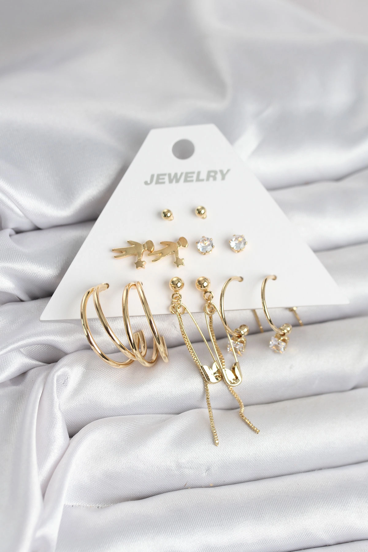 Pirinç Gold Renk 6 Çiftli Kadın Küpe Seti