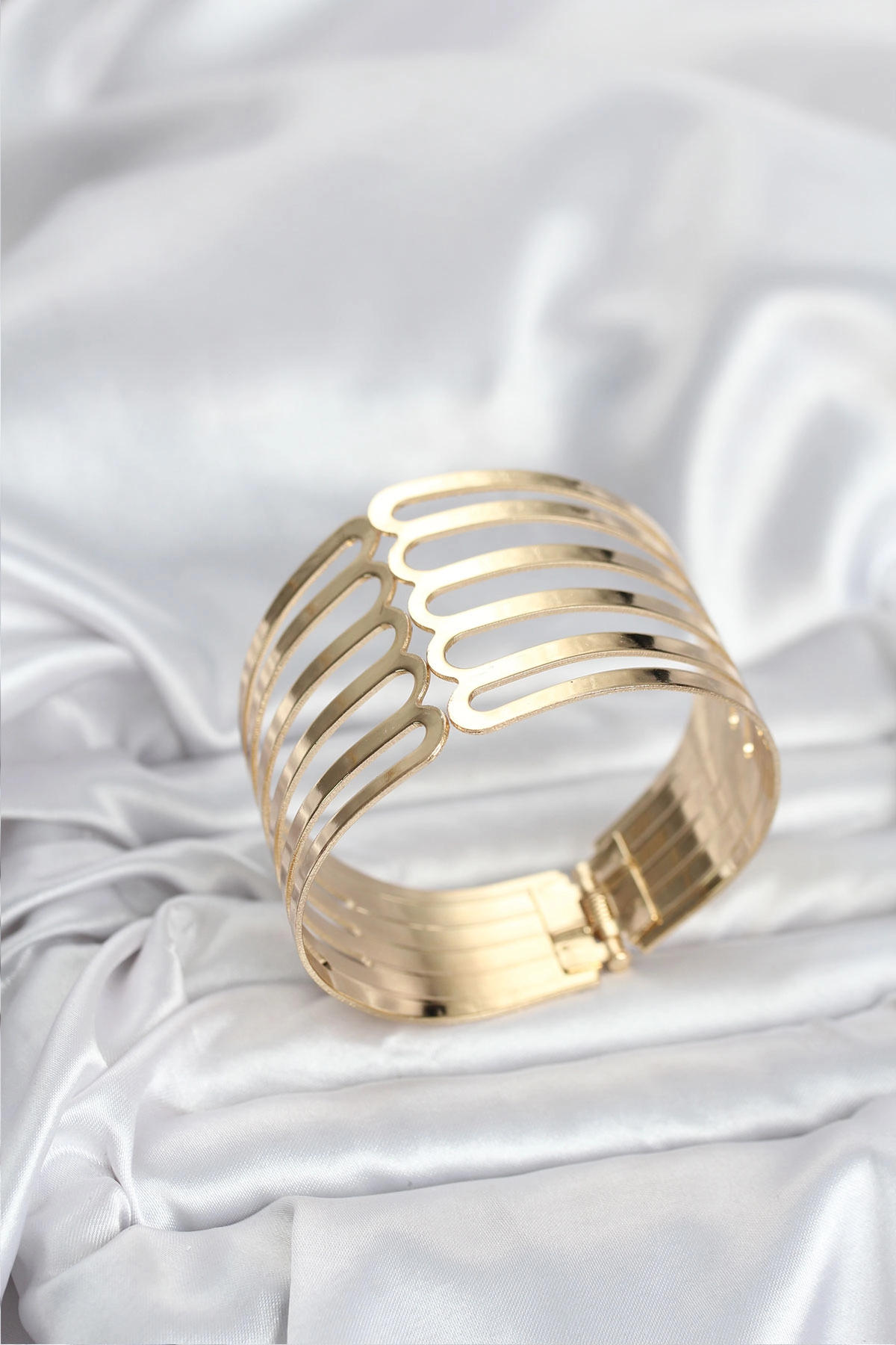 Gold Renk Pirinç Kaburga Model Kadın Bileklik