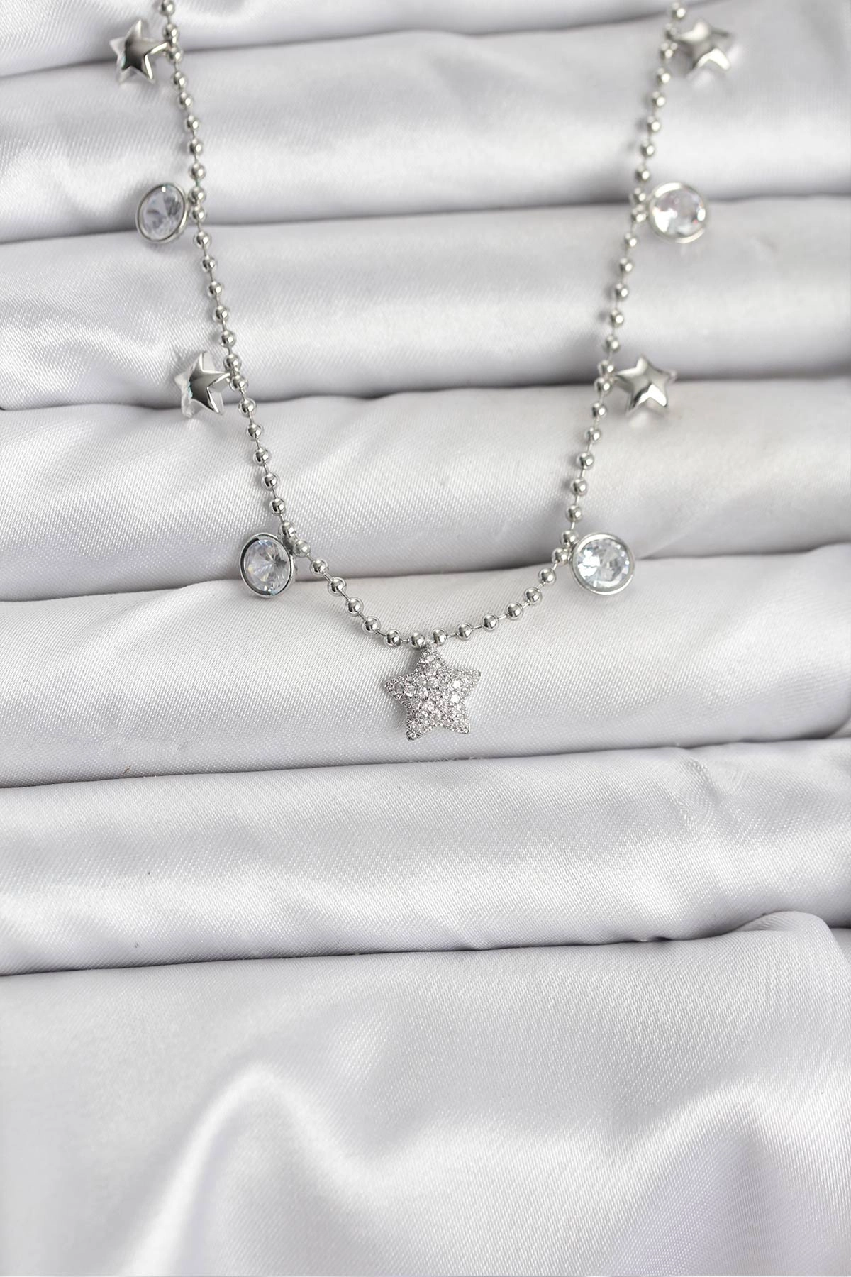 Pirinç Gümüş Renk Yıldız Model Kadın Kolye