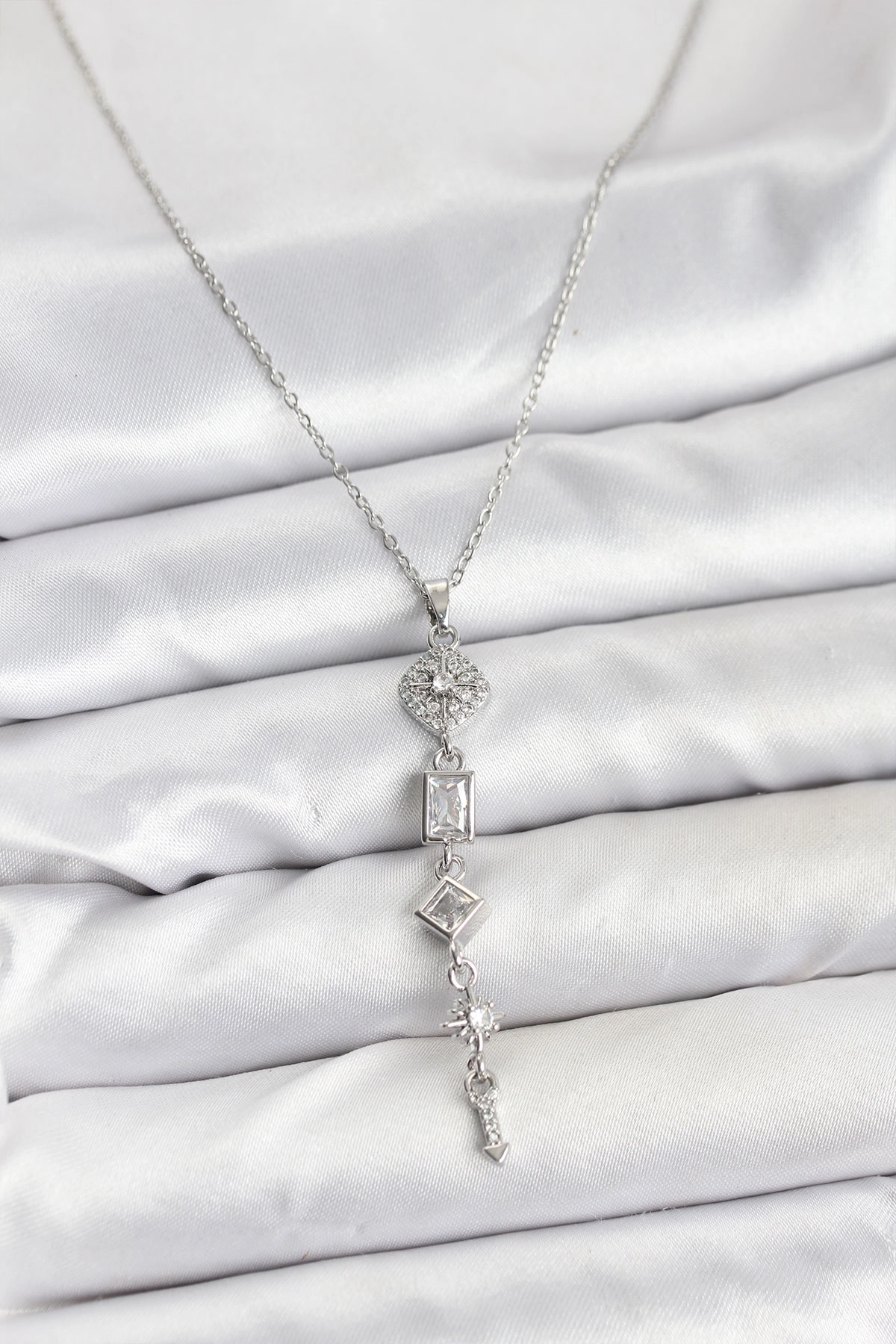 316L Çelik Zincir Gümüş Renk Kutup Yıldızı Enerji Model Kadın Y Kolye