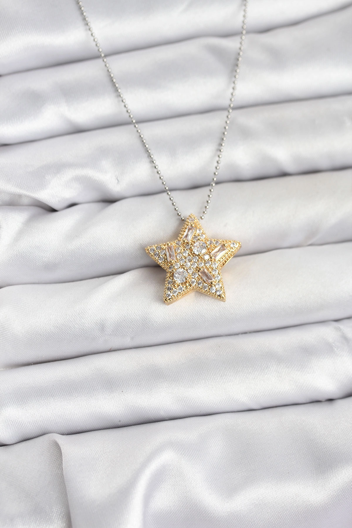 316L Çelik Zincir Gümüş Renk Zincirli Gold Yıldız Model Kadın Kolye
