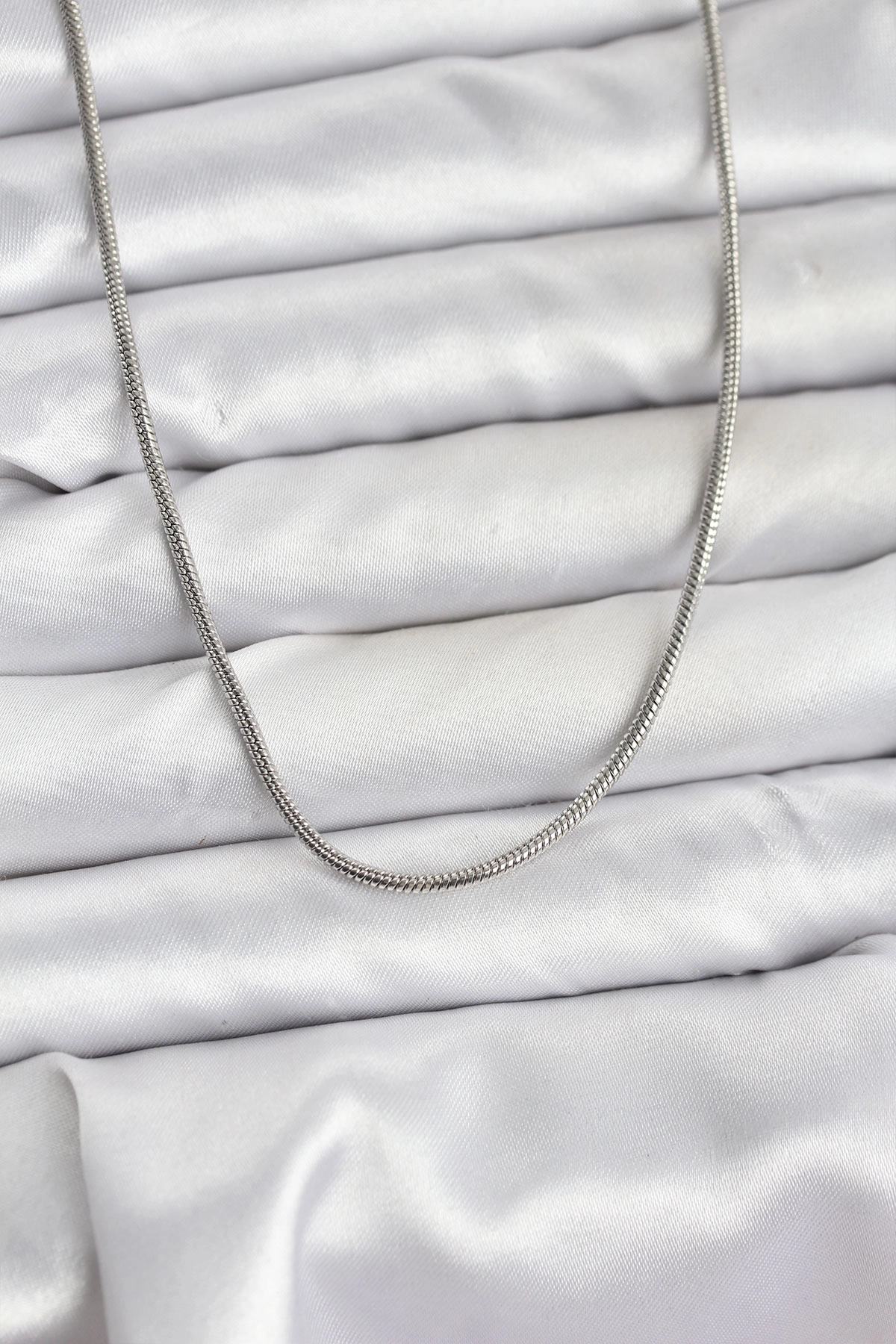 316L Çelik Zincir Gümüş Renk 60 cm Yılan Zincir Kadın Kolye