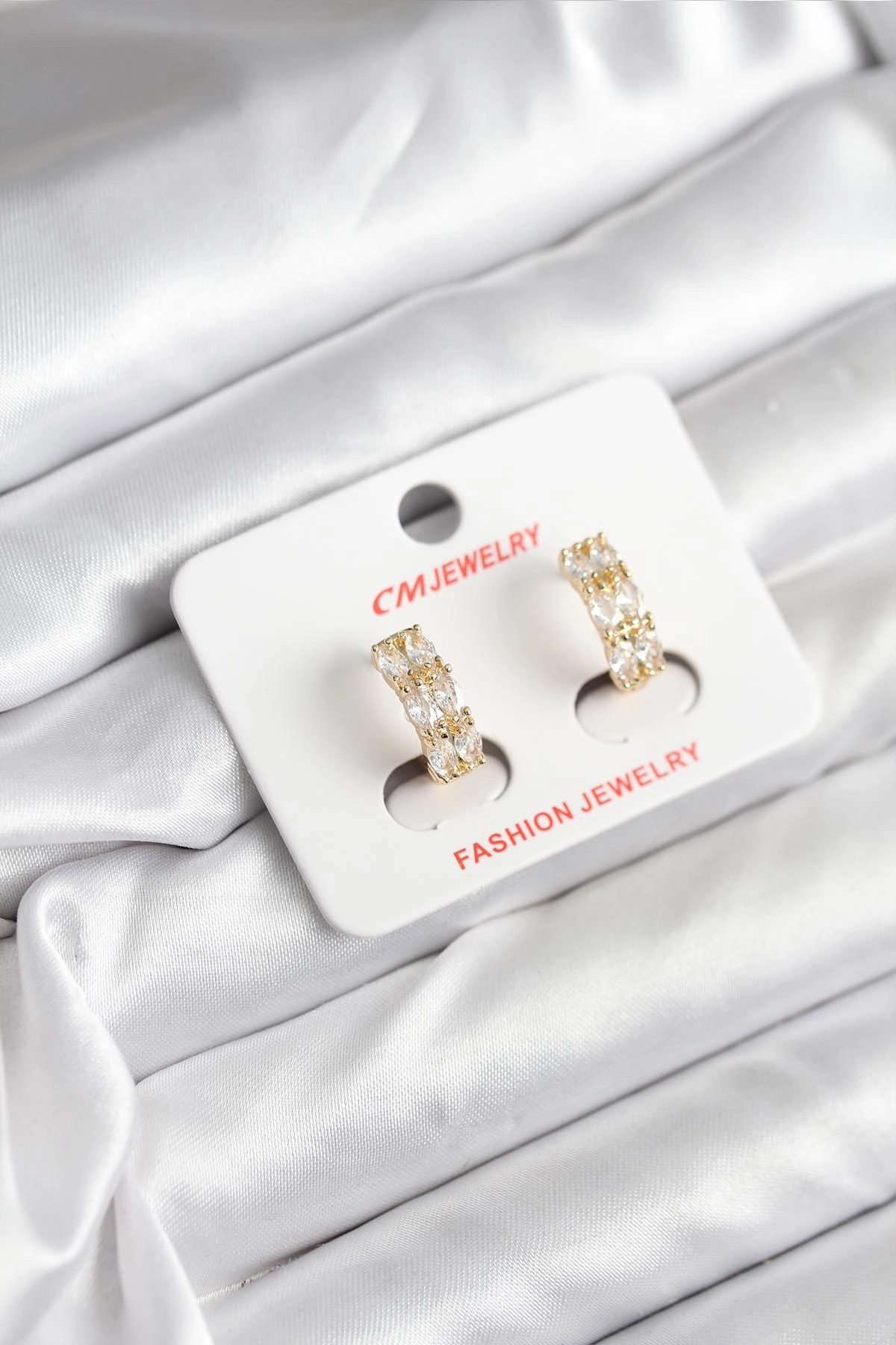 14K Gold Renk Kaplama Zirkon Taşlı CM Kadın Küpe