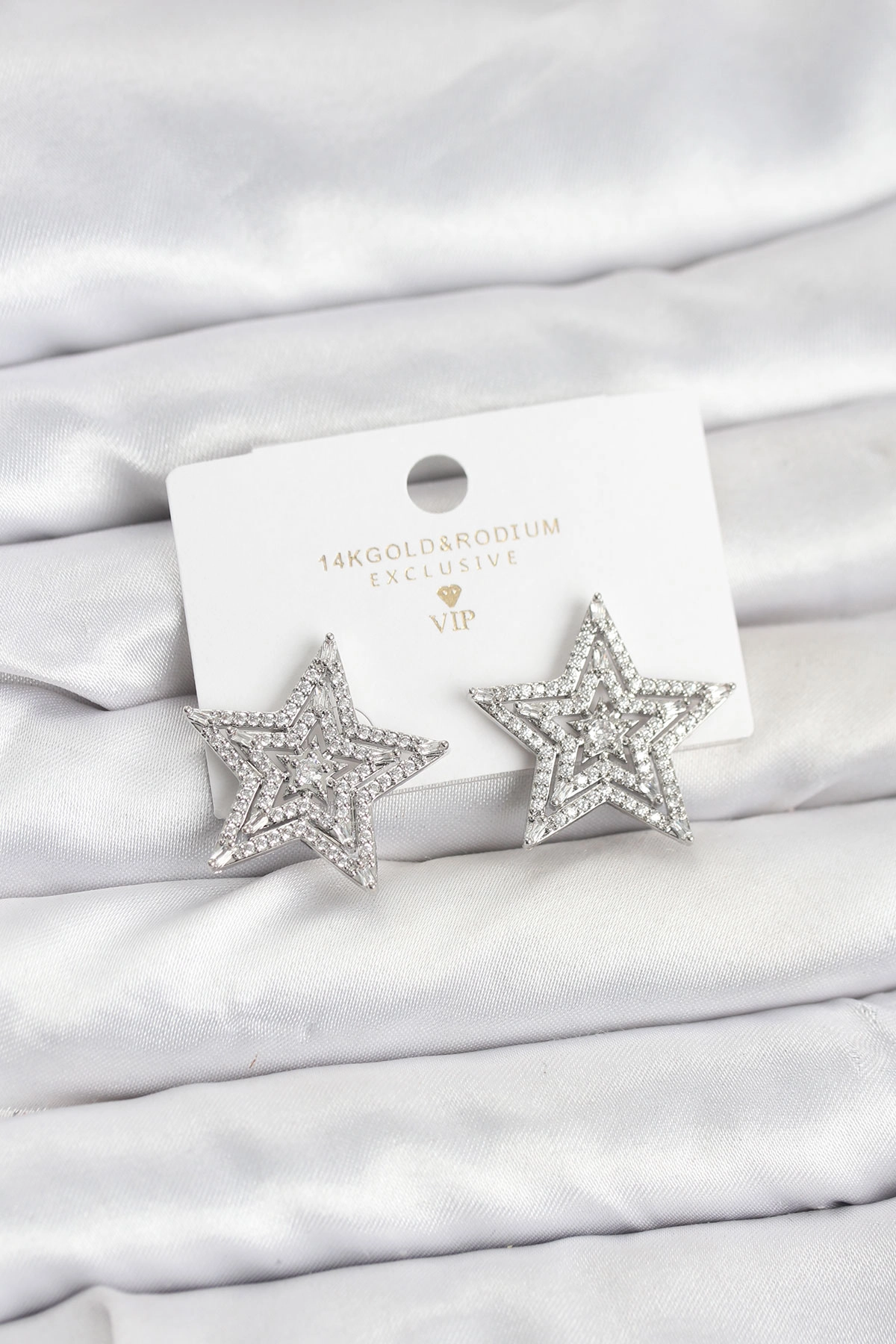 Gümüş Renk Pirinç Zirkon Taşlı Yıldız Model Kadın Küpe