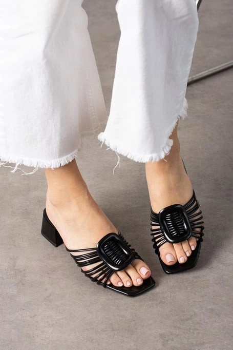 Anca Siyah Rugan Topuklu Terlik