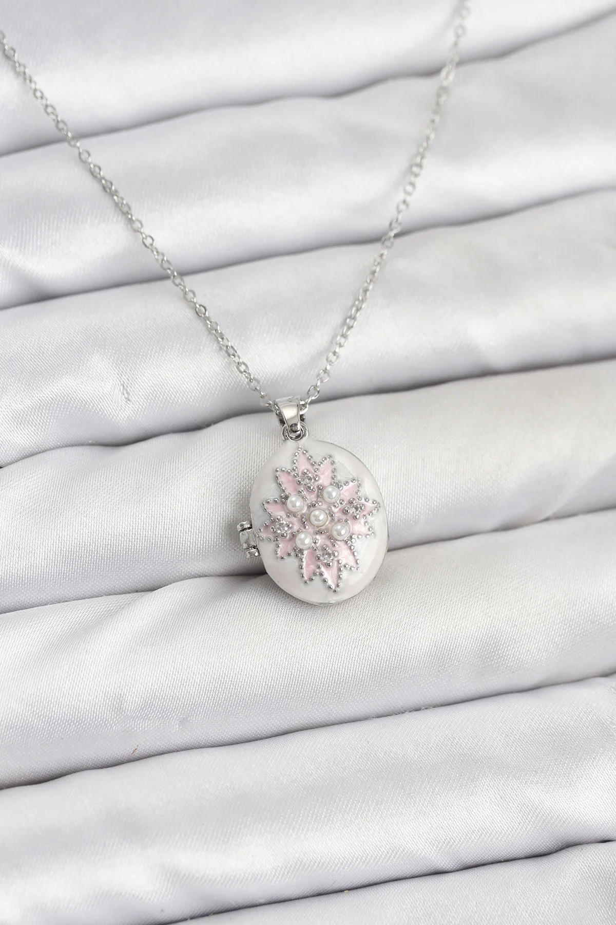 316L Çelik Gümüş Renk Pembe Lotus Model Kadın Küpe