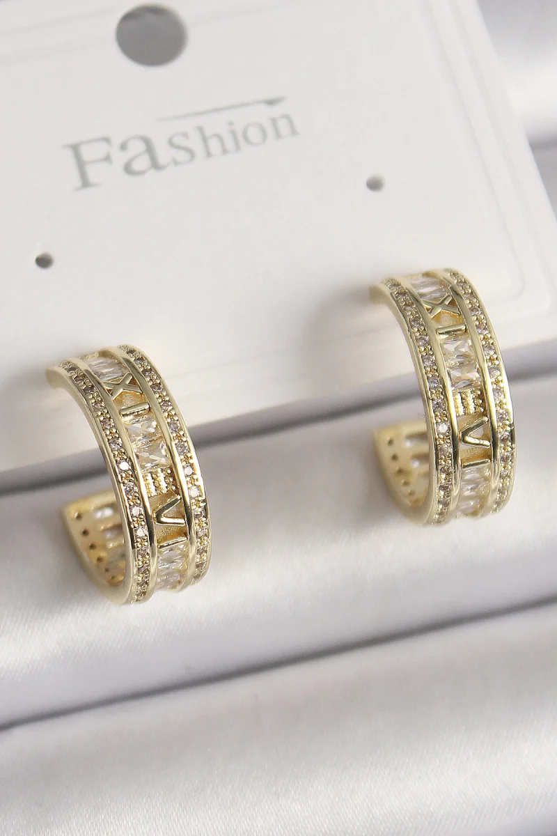 Pirinç Gold Renk Zirkon Taşlı İşleme Detay Halka Model Kadın Küpe 5886