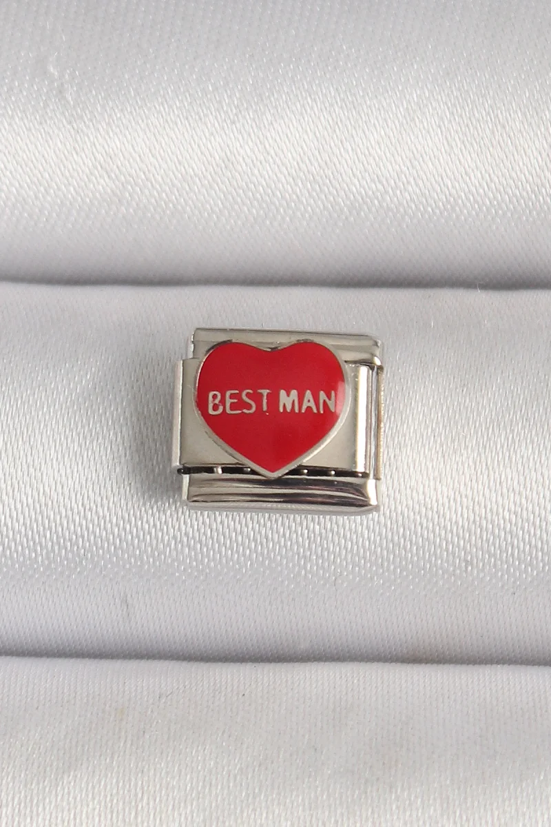 316L Çelik Gümüş Renk 'Best Man' Yazılı Kırmızı Kalp İşlemeli Nomination Charm 5886