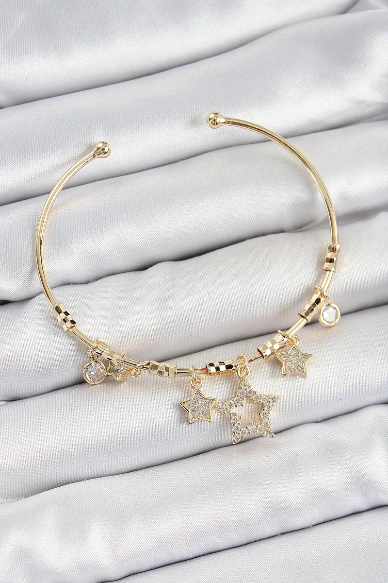 Pirinç Zirkon Taşlı Yıldız Model Gold Renk Charm Bileklik 5886