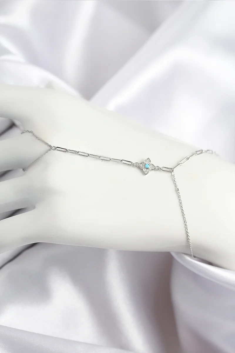 Pirinç Zirkon Taşlı Mavi Boncuklu Yonca Model Gümüş Renk Şahmeran 5886