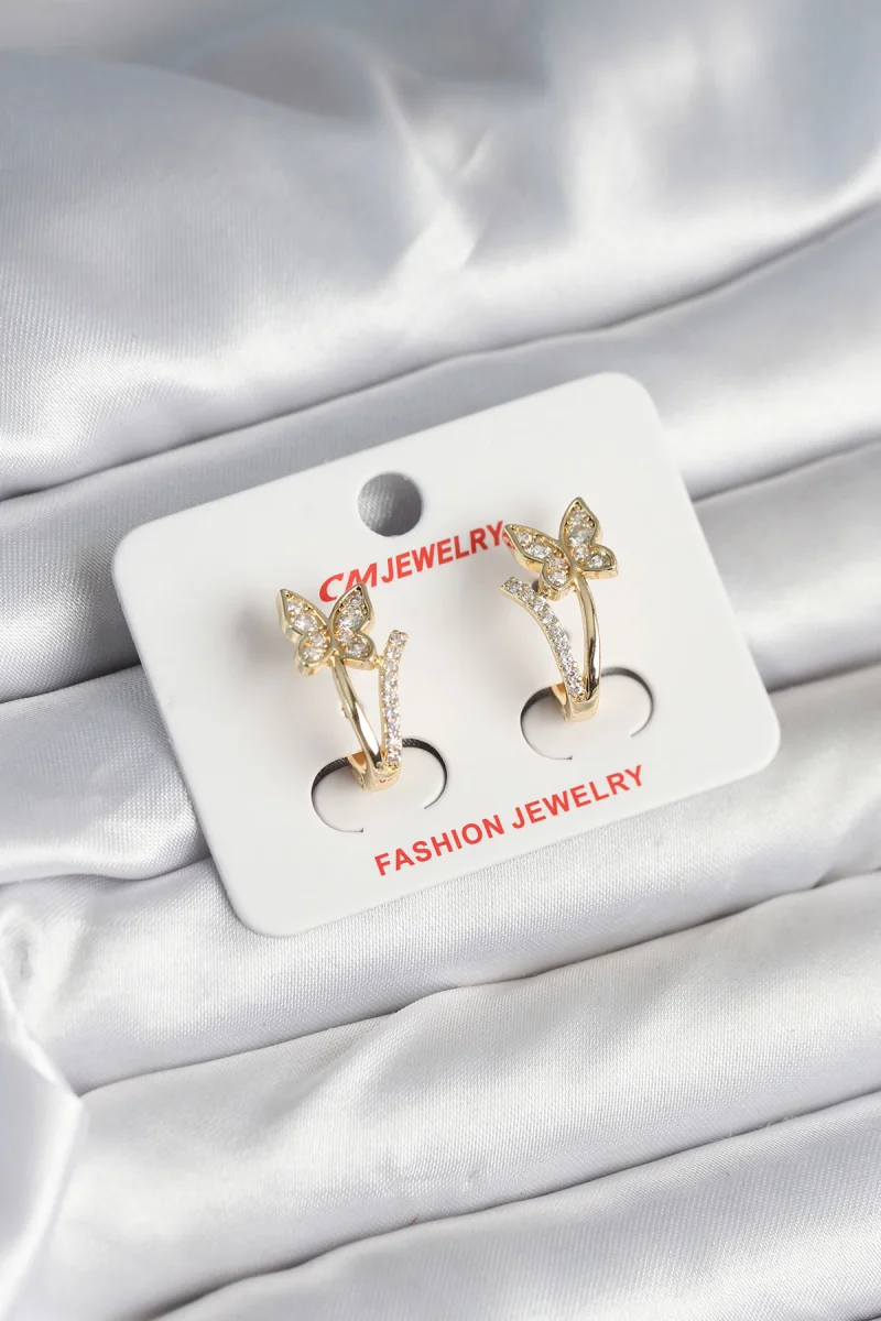 Pirinç Gold Renk Zirkon Taşlı Kelebek Model Kadın Küpe 5886