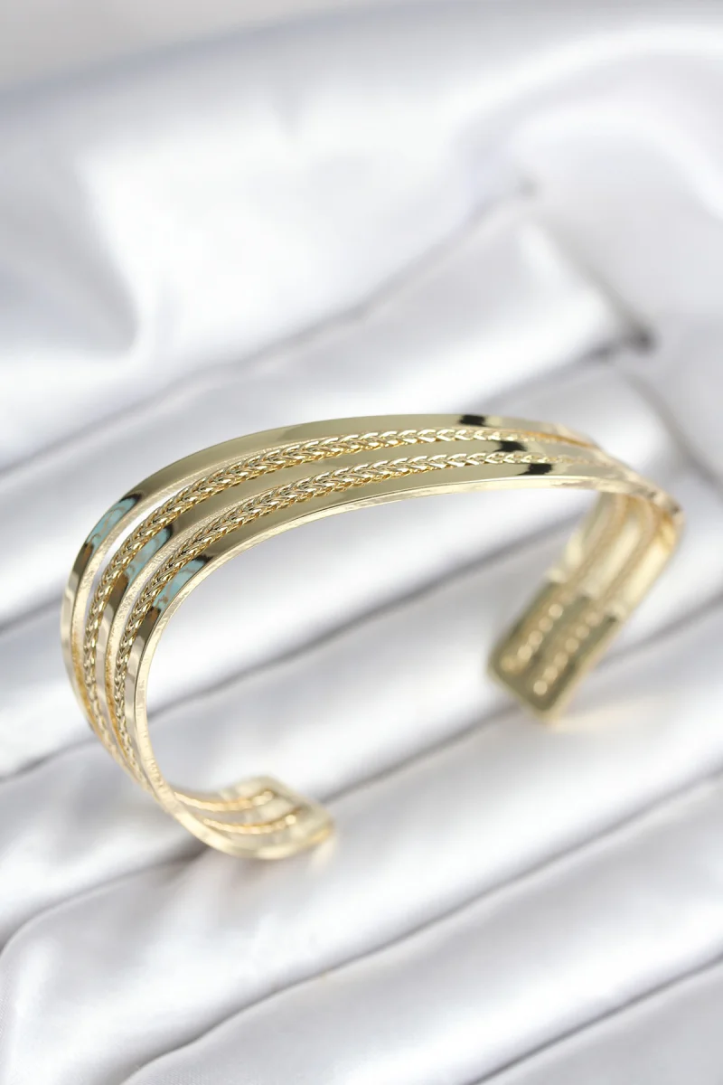 Eğik Şerit Model Gold Renk Pirinç Kadın Bileklik 5886