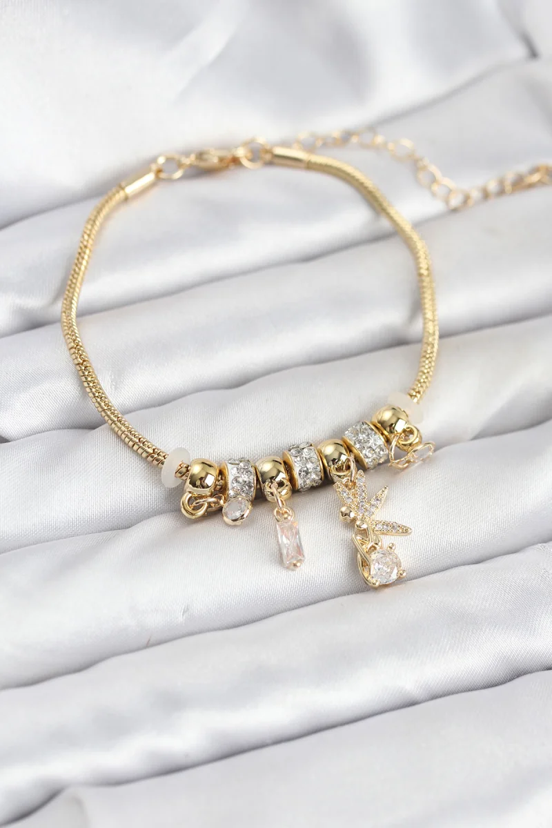 Pirinç Gold Renk Tinkerbell Charmlı Kadın Bileklik 5886