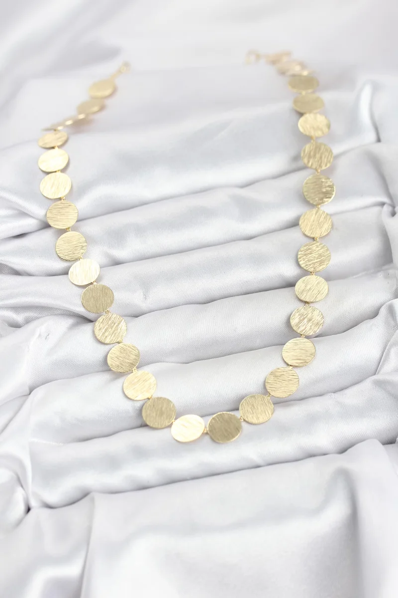 Yuvarlak Plaka Model Gold Renk Kadın Kolye 5886