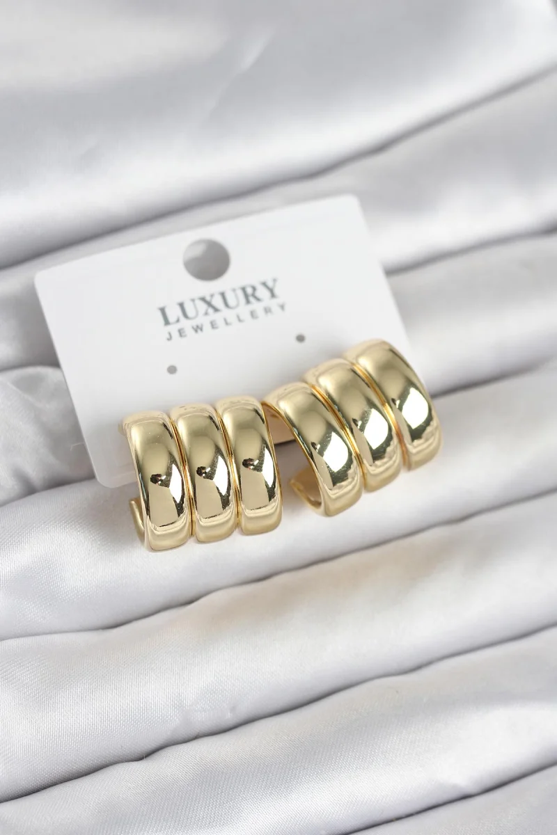Pirinç Gold Renk Üçlü Görünüm Kadın Küpe 5886