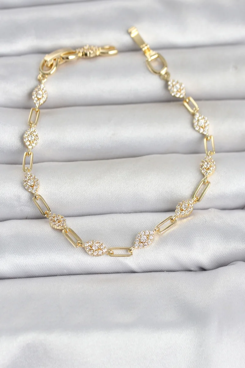 Gold Renk Zirkon Taşlı Ataç Zincir Model Kadın Bileklik 5886