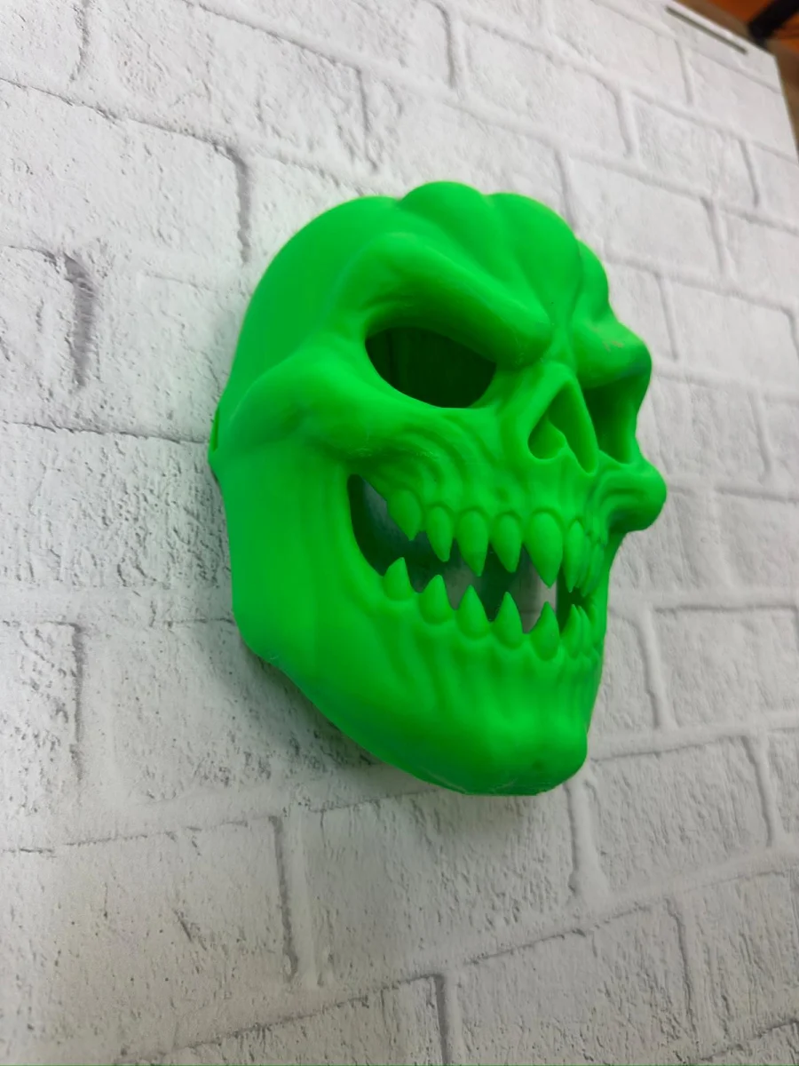 YEŞİL MASKE