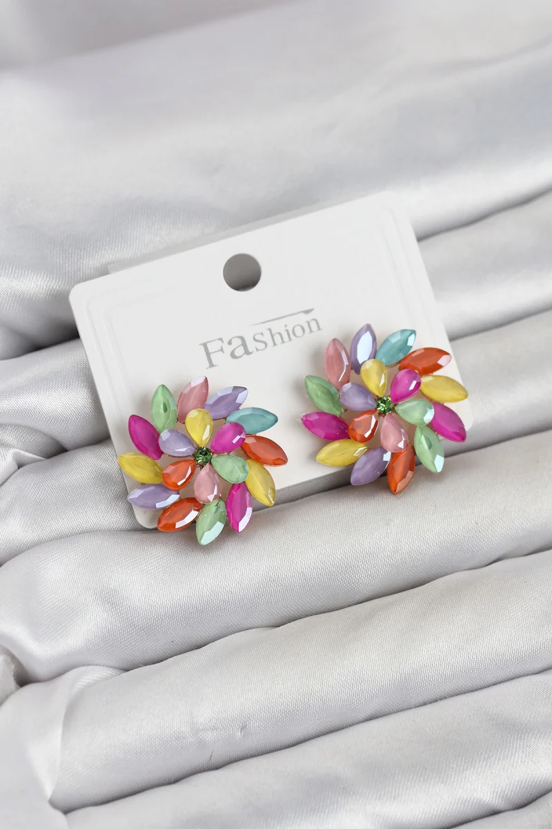 Karışık Renk Kristal Taşlı Çiçek Model Kadın Küpe