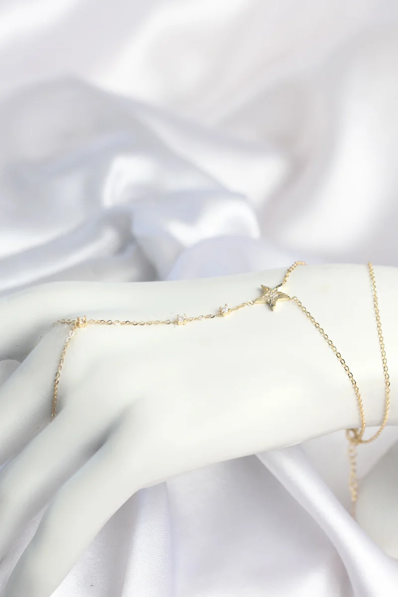 Gold Renk Yıldız Model Pirinç Kadın Şahmeran